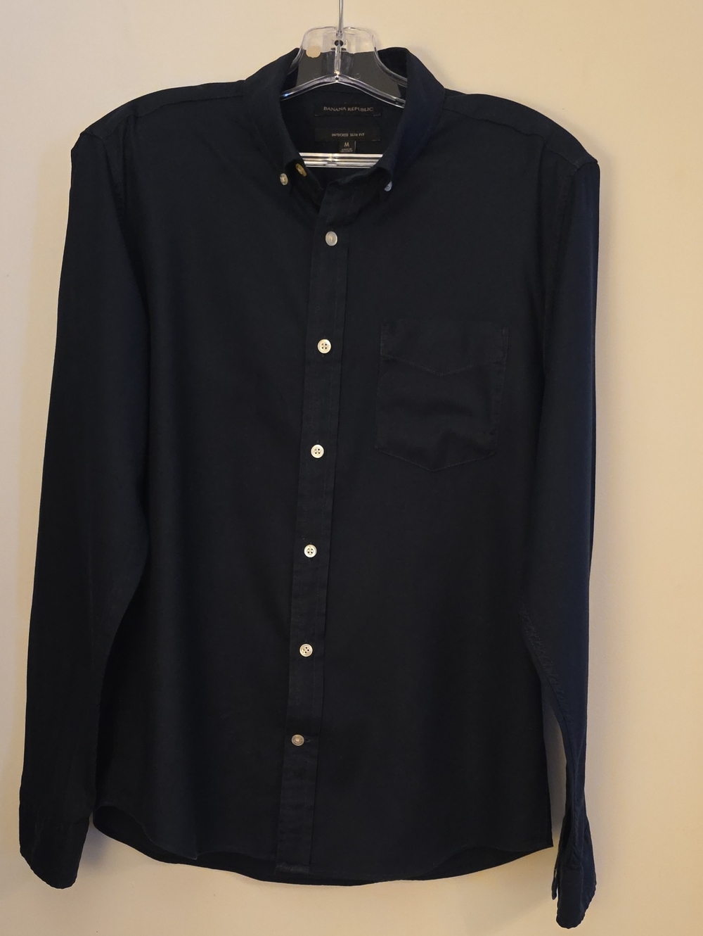 Banana Republic Utucked SLIM FIT Men's Black Button-Down Shirt